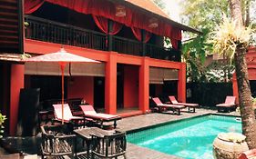 Tri Yaan na Ros Colonial House Chiang Mai